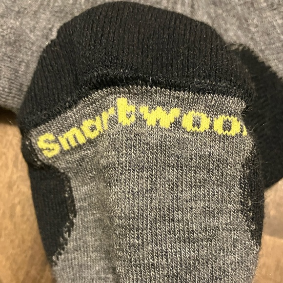 Smartwool Ski Cushioned Snowboard Snow Socks - Like New! ❄️ - Picture 4 of 7